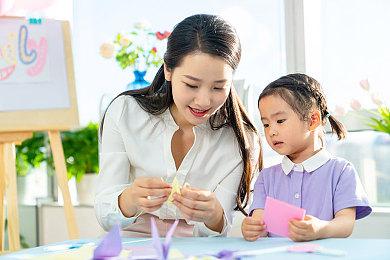 和白发萝莉的冒险今日启程！《朝露：境界旅程》现已STEAM发售